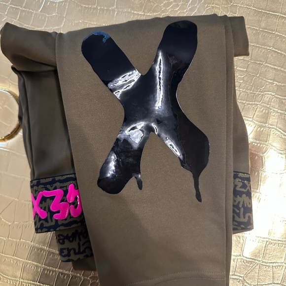 BNWT Savage x Fenty Tagged Forever Savage Legging Military Olive L - Picture 4 of 5